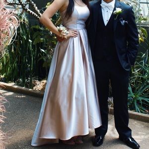 🌟Pink Strapless Prom Dress🌟